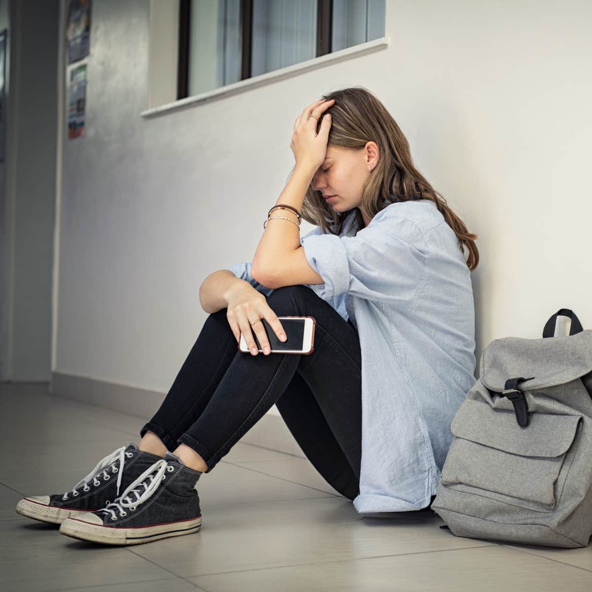 dad asks if he's wrong for telling his daughter her mental illness isnt an excuse