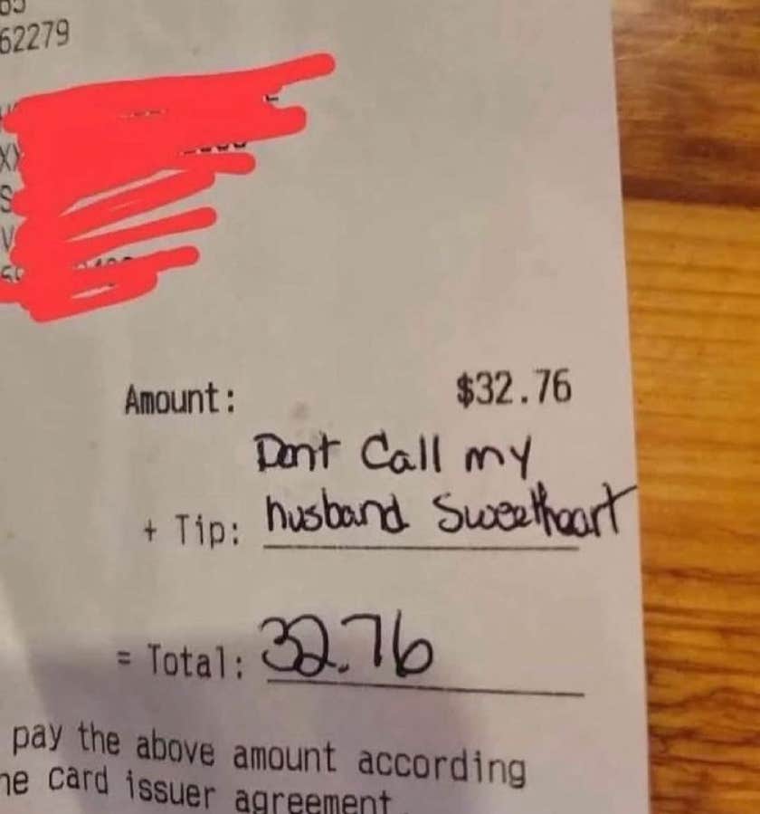 Note On Server's Receipt Sparks Debate On Customer Treatment Image