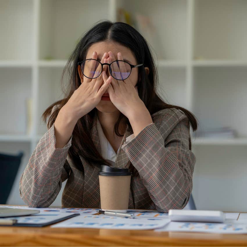 7 Clear Signs It&amp;apos;s Time For A Job Change