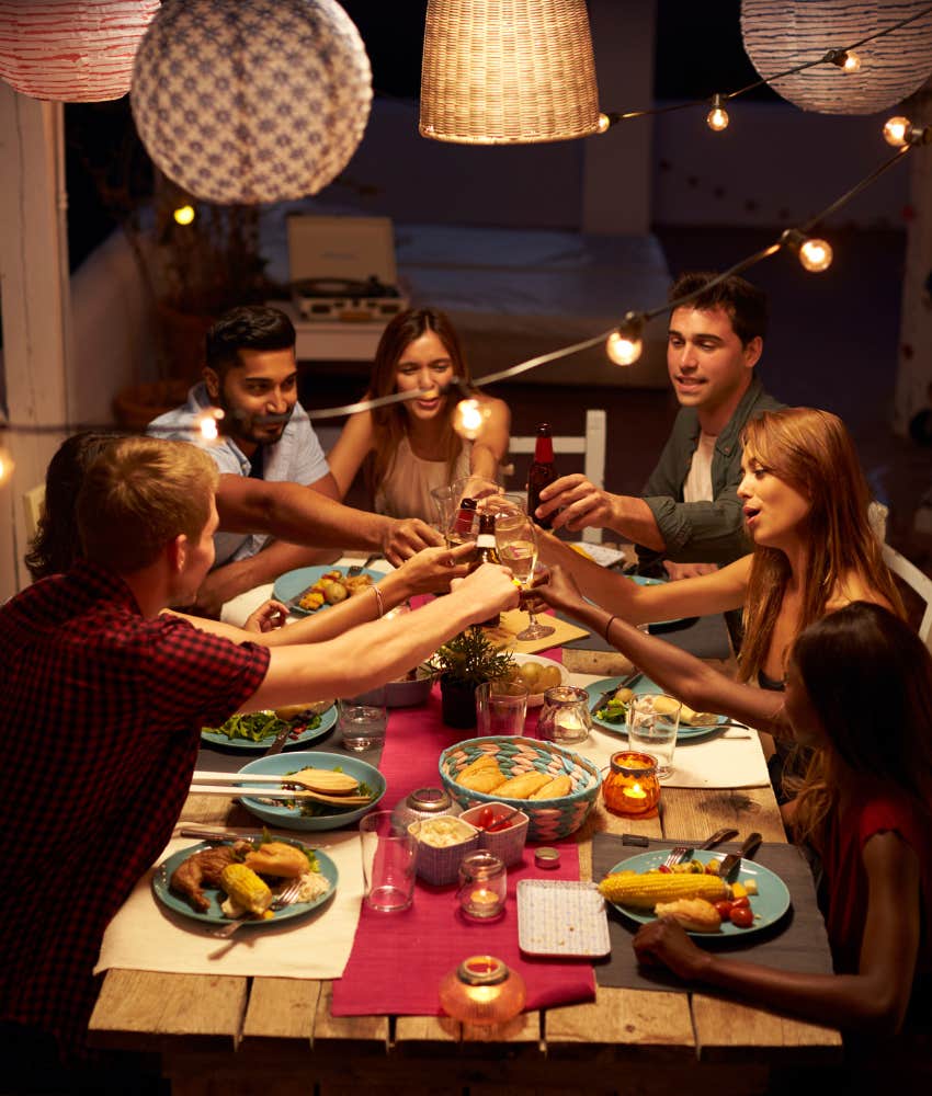  Woman Says She’s Done Being Friends With Cheap People 