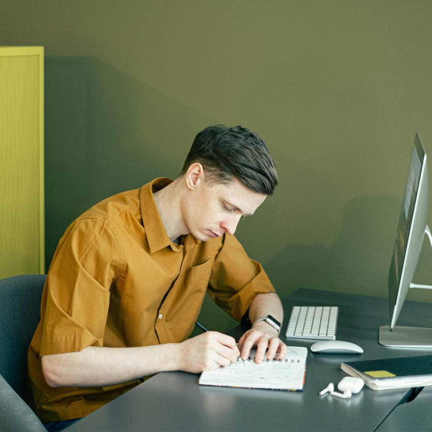 Man Describes How Responding To A Recruiter's Huge Salary Offer Ended Up Ruining His Life After His CEO Retaliated