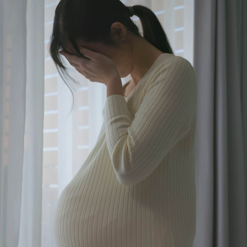 Pregnant Woman Asks For Advice After Her Husband Calls Her A Fat Cow'