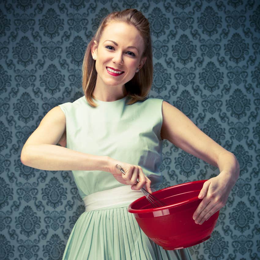 Former Tradwife Explains Why It's Different Than Being A Stay-At-Home Mom